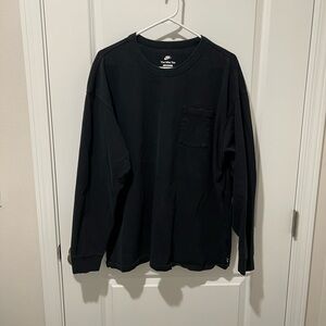 Nike Black Long-Sleeve Pocket Tee for Men